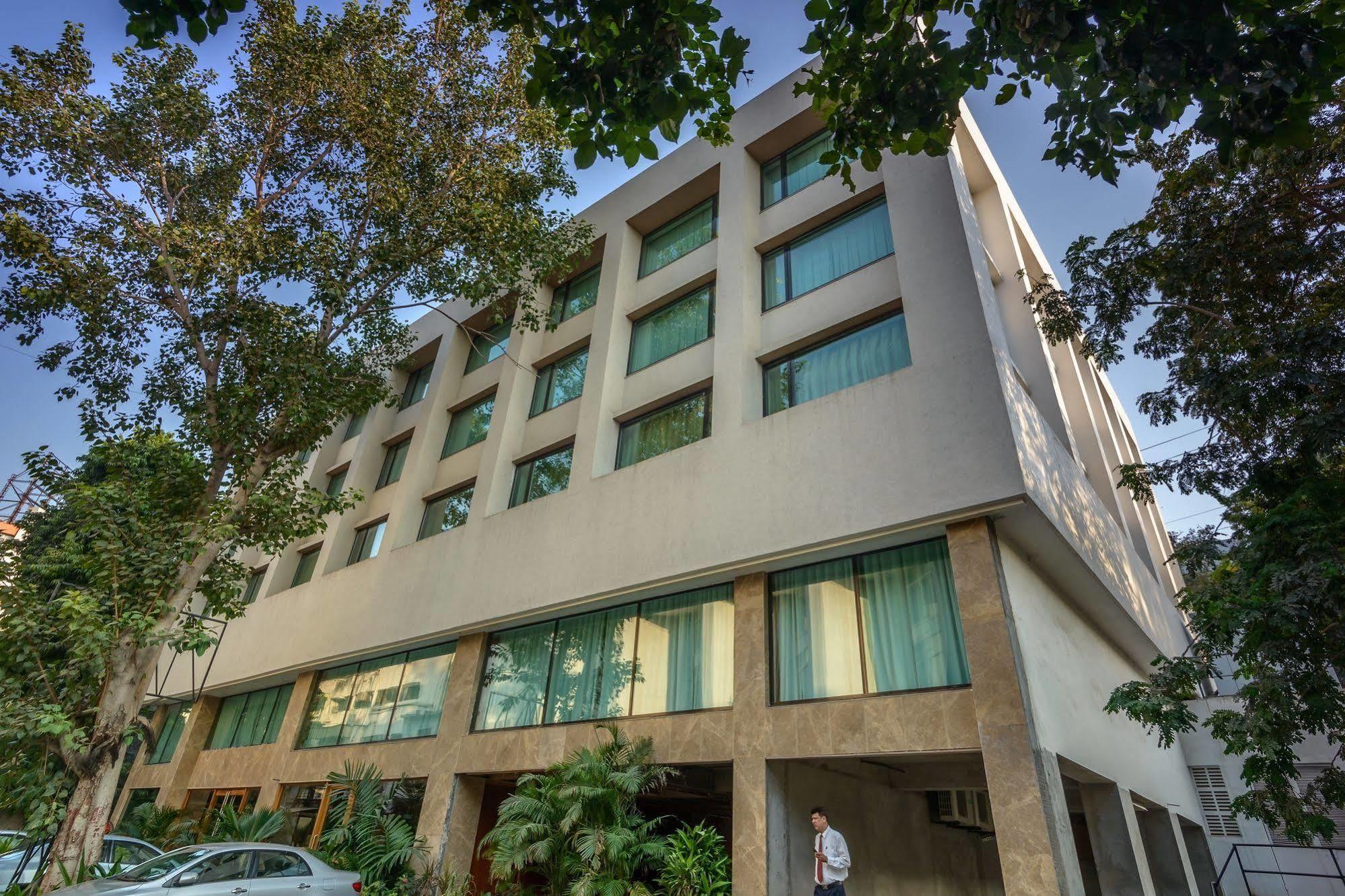 The President-A Boutique Hotel Ahmadabad Zewnętrze zdjęcie