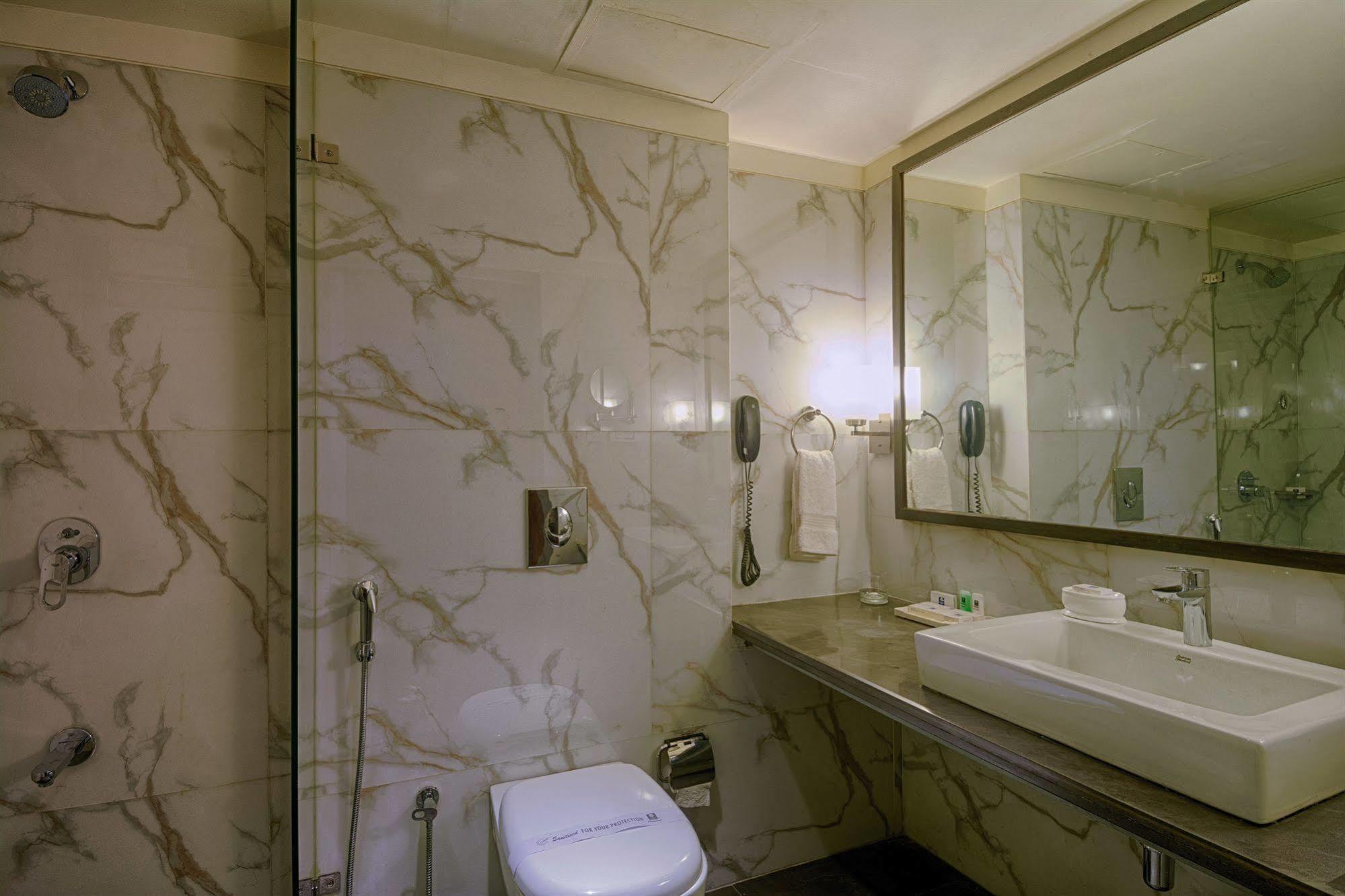The President-A Boutique Hotel Ahmadabad Zewnętrze zdjęcie